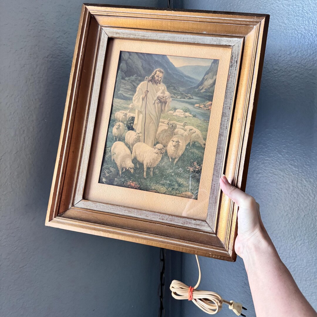 Vintage Frame Jesus Light up Wall Decor / Illuminated Wall Decor ...