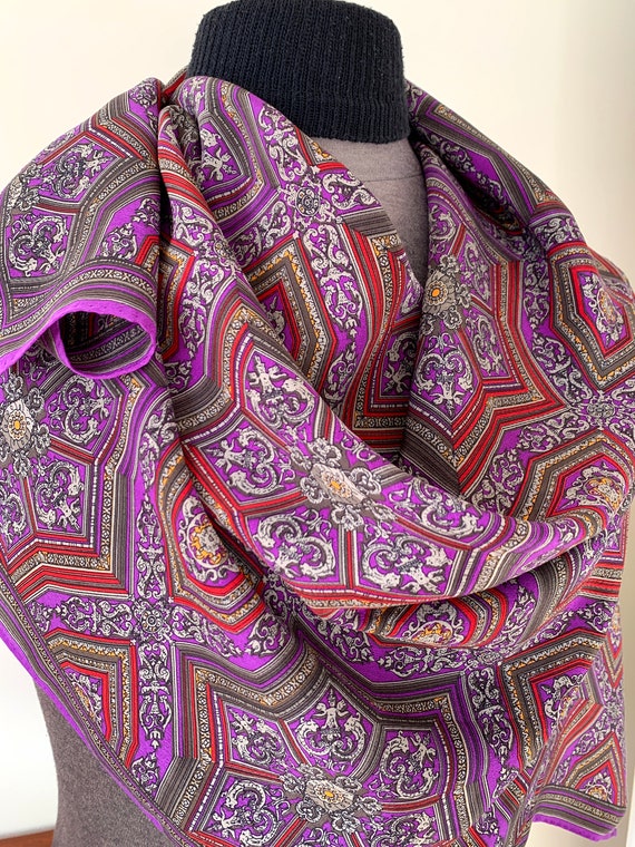 Vintage Ellen Tracy silk scarf - image 1