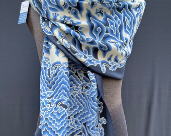 Classic Cloud motif, batik tulis, hand-drawn batik scarf