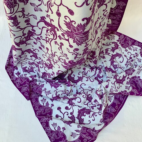 Fantastik floral batik tulis hip shops wrapper, purple on white