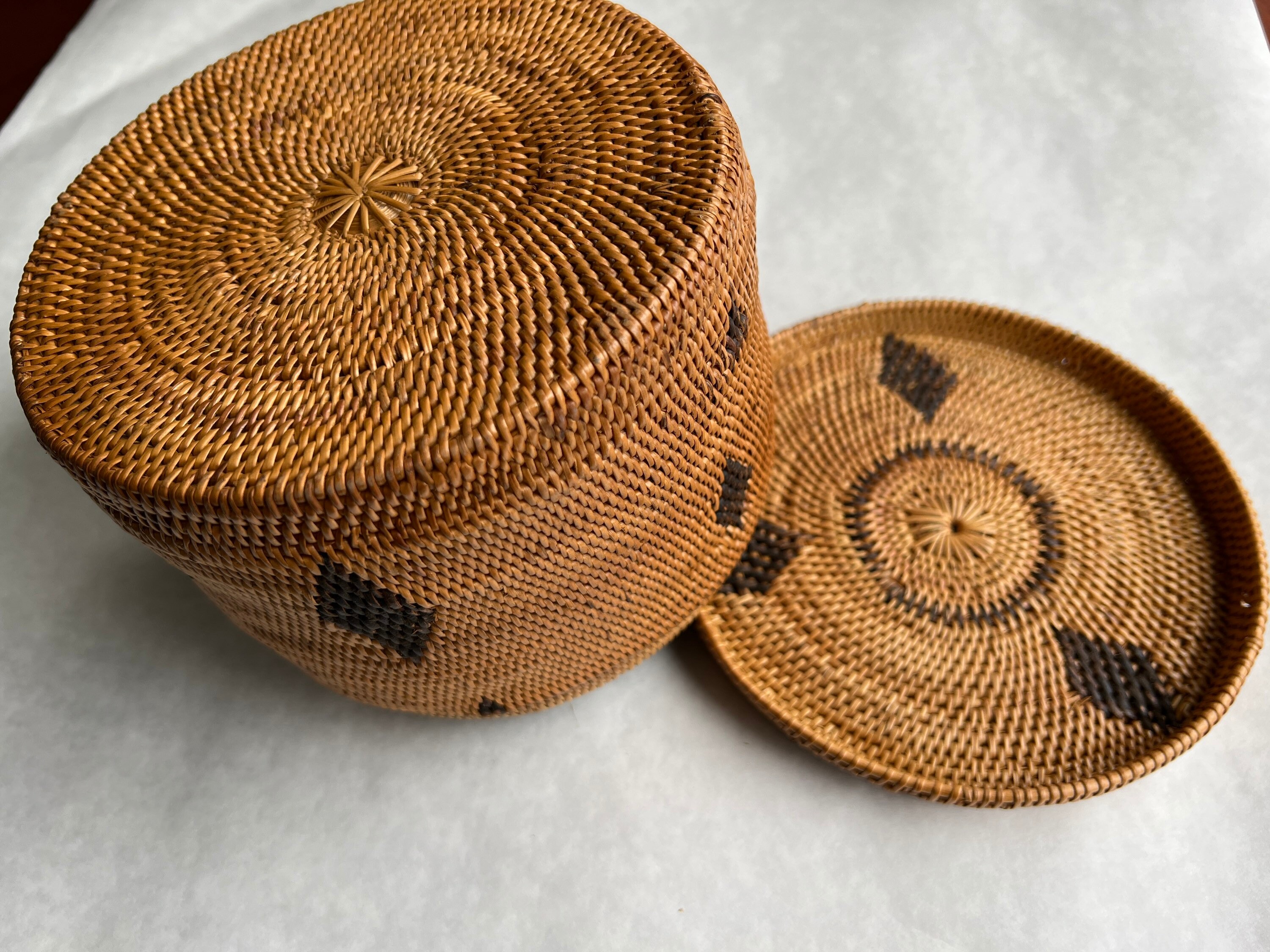 Handwoven Ata Reed Round Basket With Lid - Etsy