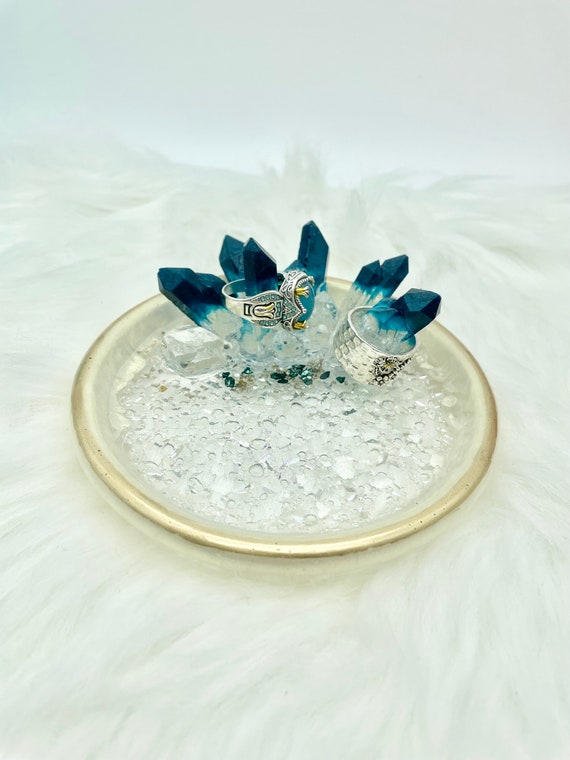 Crystal jewelry shop dish