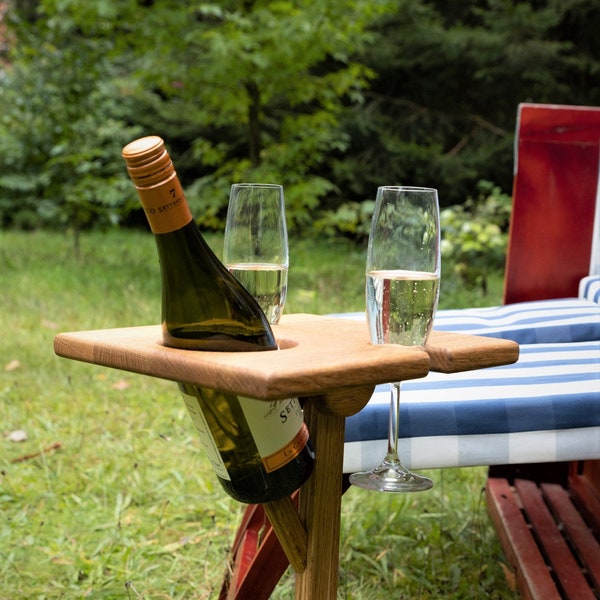 chillme SYLT, hochwertiger klappbarer Flaschenhalter, Glashalter aus Eiche für Apero oder Picknick im Wald, im Garten, am Strand, im Park.