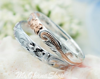 Sterling zilveren stapelende Hawaiiaanse gescrollde ring voor dames. 4 mm handgesneden, gegraveerde, stapelbare Plumeria-ring. Sierlijke teen, duim, Midi-ring