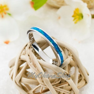3 mm Stacking Blau Pink Opal Band. Stapelbarer Daumenring aus Sterlingsilber, Fingerring.  3 mm schmaler Ringschutz. Muttertagsring