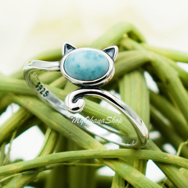 Bague chat en argent sterling 925 avec véritables pierres précieuses pour femmes et enfants. Bague de chat Kitty au repos pour le petit doigt, l’annulaire, le milieu, l’index ou le pouce.