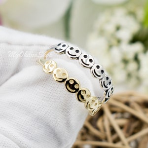 925 Sterling Silver Happy Smiling Face Ring For Women, Teen Girls, Children.  4mm Dainty Stacakable  Emoji Band for Pinky, Index & Thumb.