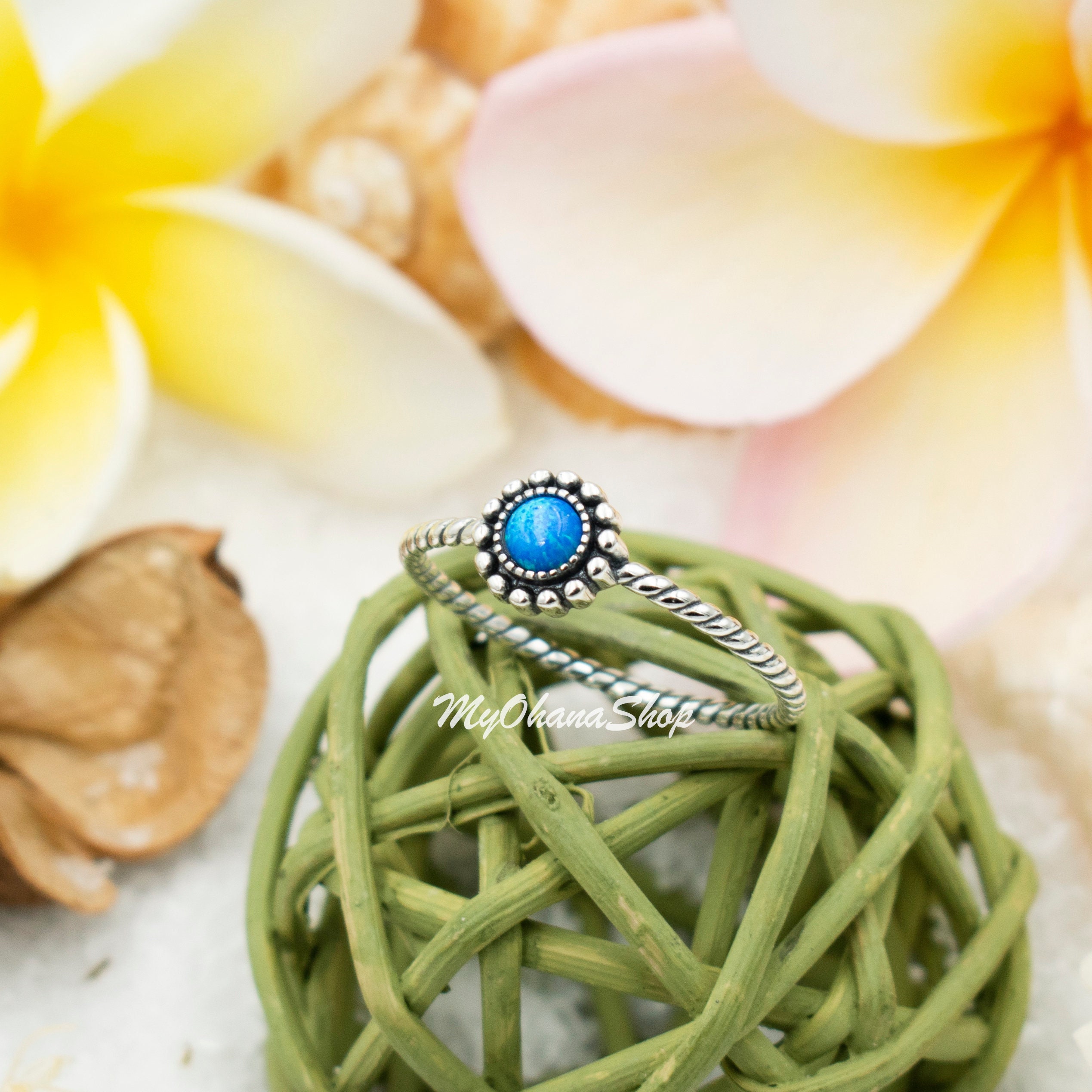 Dainty Solitarie Opal Ring Rose Gold Vermeil - joylene