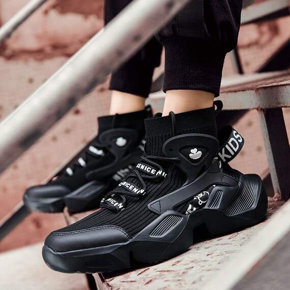 Streetwear Midnight High Top Sock 