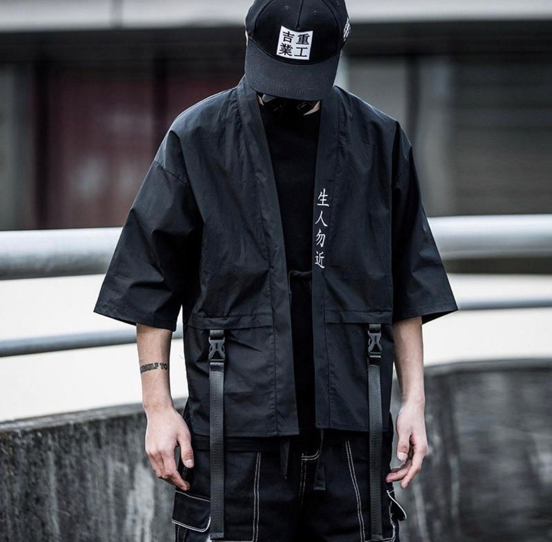 Japanese Streetwear Kimono Men Black Kanji Samurai T-Shirt