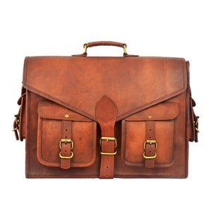 Grand sac messager en cuir brun fauve fait main de 18 po., sac à bandoulière en cuir pour ordinateur portable, cadeau pour lui, cartable de bureau, organisateur en cuir