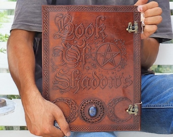 Handgemaakt Keltisch reliëfleren boek der schaduwen, hekserij grimoire