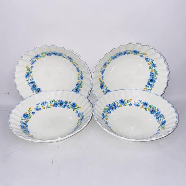 Blue Floral Classic White J&G meakin Soup Bowls (4)