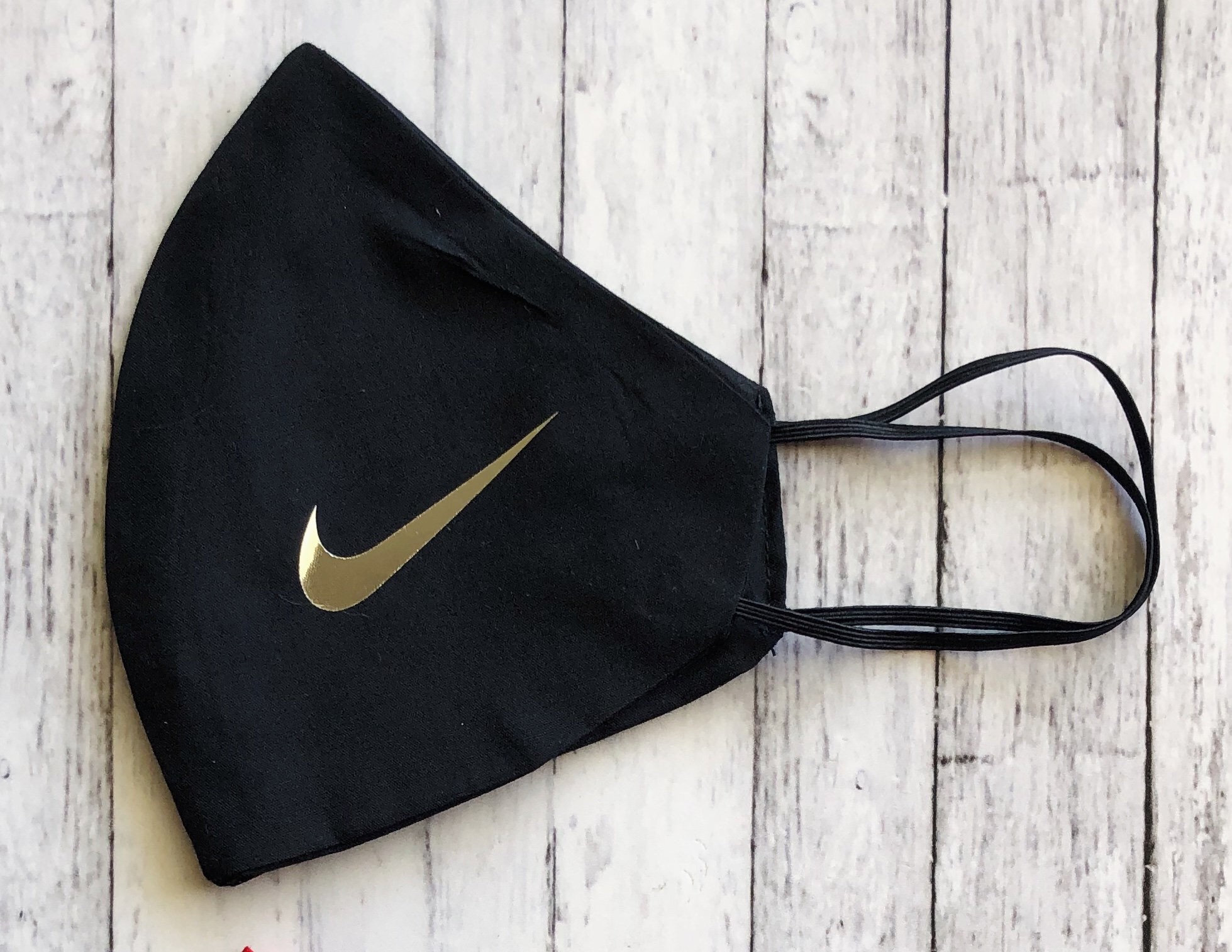 Agnes Gray Intención carro Black Nike Gold Logo Face Mask One Size - Etsy