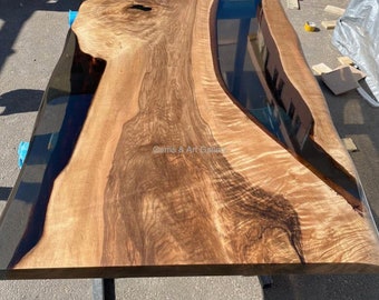 Piano tavolo epossidico con legno di acacia, tavolo da pranzo, tavolo in legno con bordo vivo (personalizzabile in base alle dimensioni e al design)