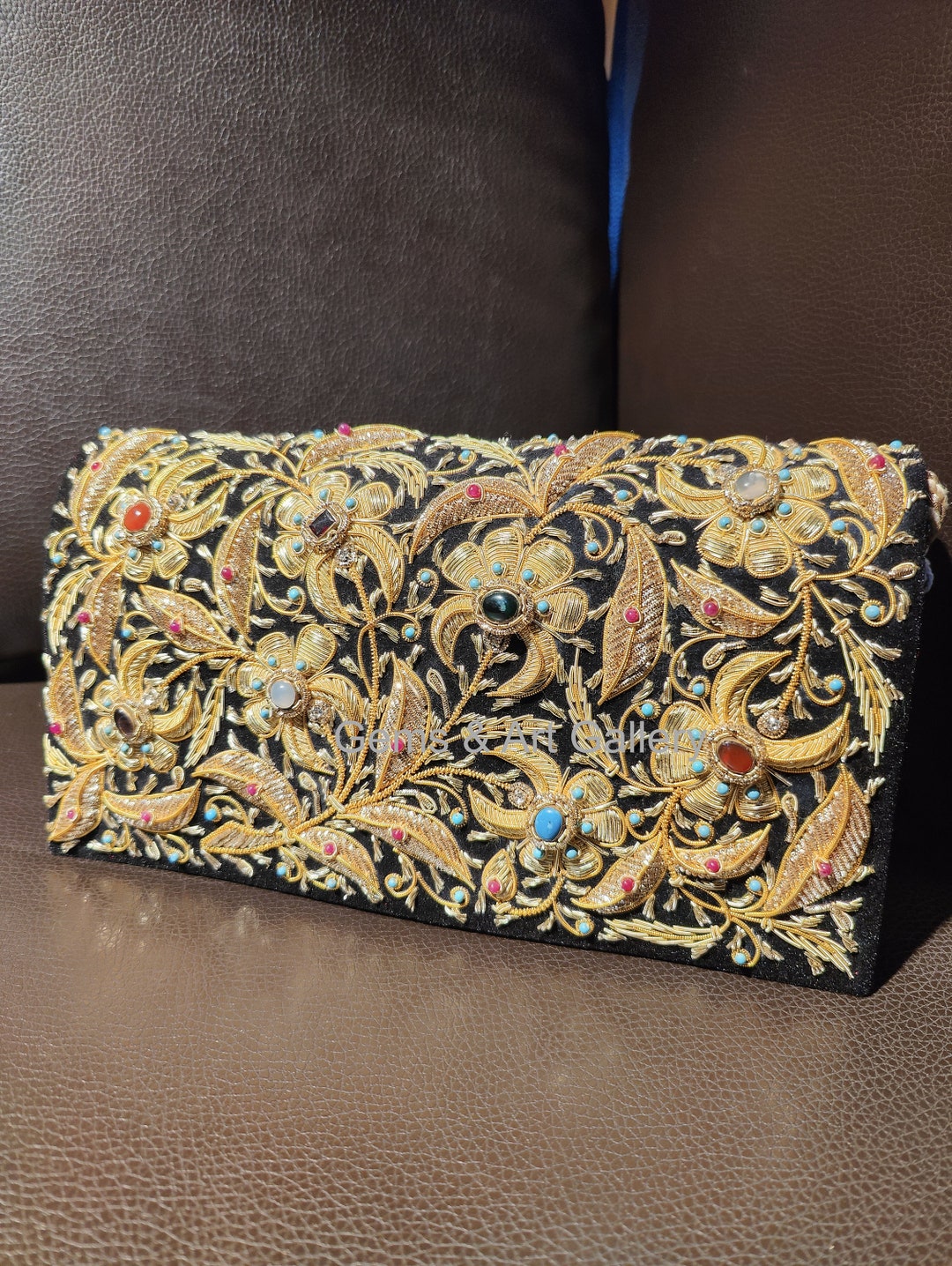 英国アンティークゴールドメタリック手刺繍パース　ベルベット　瑪瑙イギリス　花 英国アンティーク 20世紀初頭 9ctゴールド 天然ルビー,ガーネット アンティーク雑貨