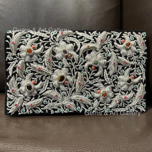 Cartera Zardozi con diseño vintage bordado a mano y piedras semipreciosas (25 x 15 x 5 cm)