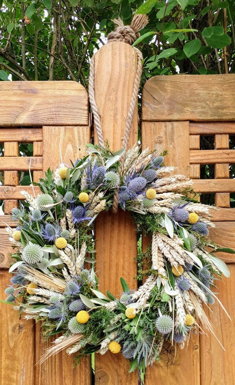 Door wreath DISTEL-LIEBE with Craspedia drum beater, dry wreath, door decoration, table wreath, pure nature image 4