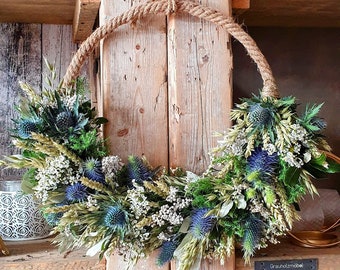 Flowerhoop "DISTEL-LIEBE", couronne sèche élégante, chardons, gypsophile