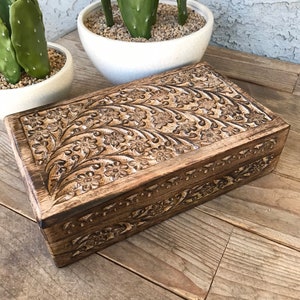 Large Floral Carved Wooden Box /Large Keepsake Box/Jewelry Box/Unique Gift/Jewelry Holder/Decor/Flowers/Gifts For Her