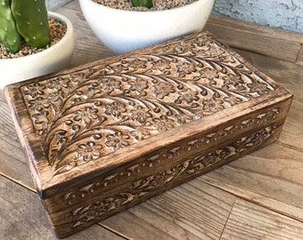 Large Floral Carved Wooden Box /Large Keepsake Box/Jewelry Box/Unique Gift/Jewelry Holder/Decor/Flowers/Gifts For Her