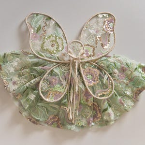 Ali da fata floreale per neonati e bambini, ali di qualità, ali da fata in pizzo fatte a mano, feste per bambini, gioco di finzione, gonna con paillettes verde, tutù
