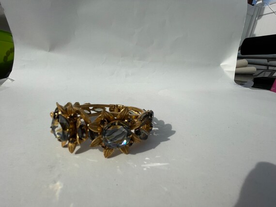 Gemstone sunflower bracelet - image 3