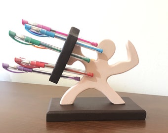 Stifthalter aus Holz, Sie wählen die Farben, Krieger Stifthalter, Geschenk für Studenten, spartanischer Soldat Dekor