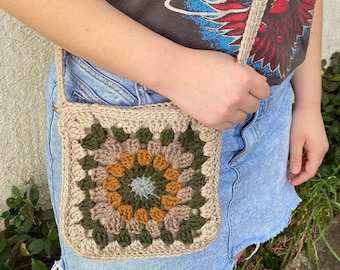 Small Green Crochet Crossbody Bag