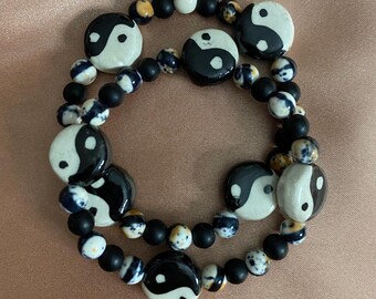 Black and White Yin Yang Beaded Bracelet