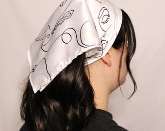 Face Outlines Bandana