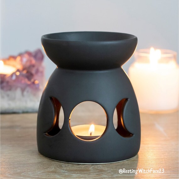 Pre-order now! Stock due 20th November. Triple Moon Cut Out Wax/Oil Burner