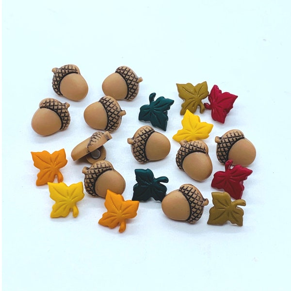 Autumn leaves, acorn button, plastic, leaf button, fall leaf, green leaves, brown leaf, nature button, tree leaf button, brown acorn button