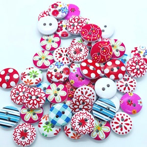 Flower buttons, gingham buttons, round, wooden button, 2 hole, 15 mm, gift for sewer, gift for quilter, gift for her, polka dot button