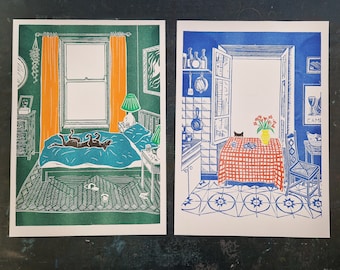 2 x impressions risso - tableau et voleur de lit - risographies A3 à partir d'impressions originales de découpe lino, chat dans puis cuisine, chien sur le lit