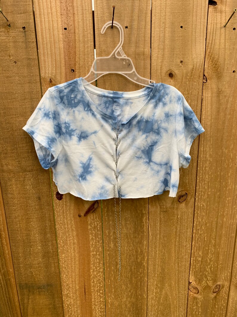 Lisa \u2014 Chained Crop Top
