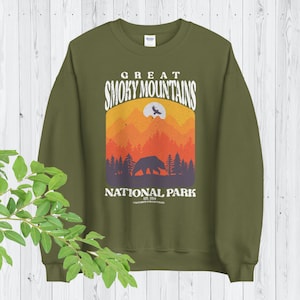 Great Smoky Mountains National Park Sweatshirt, Smoky Mountains Crewneck, Camping National Park, Tennessee Sweatshirt
