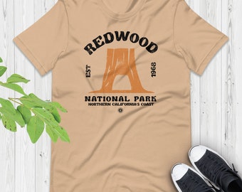 Camiseta del Parque Nacional Redwood: Camiseta para acampar y hacer senderismo en California