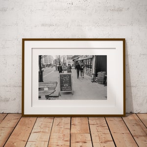 Brighton, Straßenfoto, Wortspiel, Gaststätte, Humor, Whisky, Fine Art, Film, 35mm, Giclee, Print only,