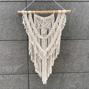 Macramé | Wall hanging | Macramé hanger | Wallart