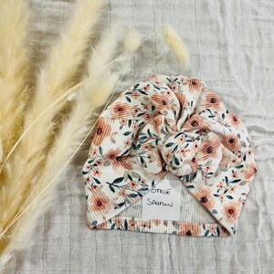 Handmade ribbed baby turban for children image 3