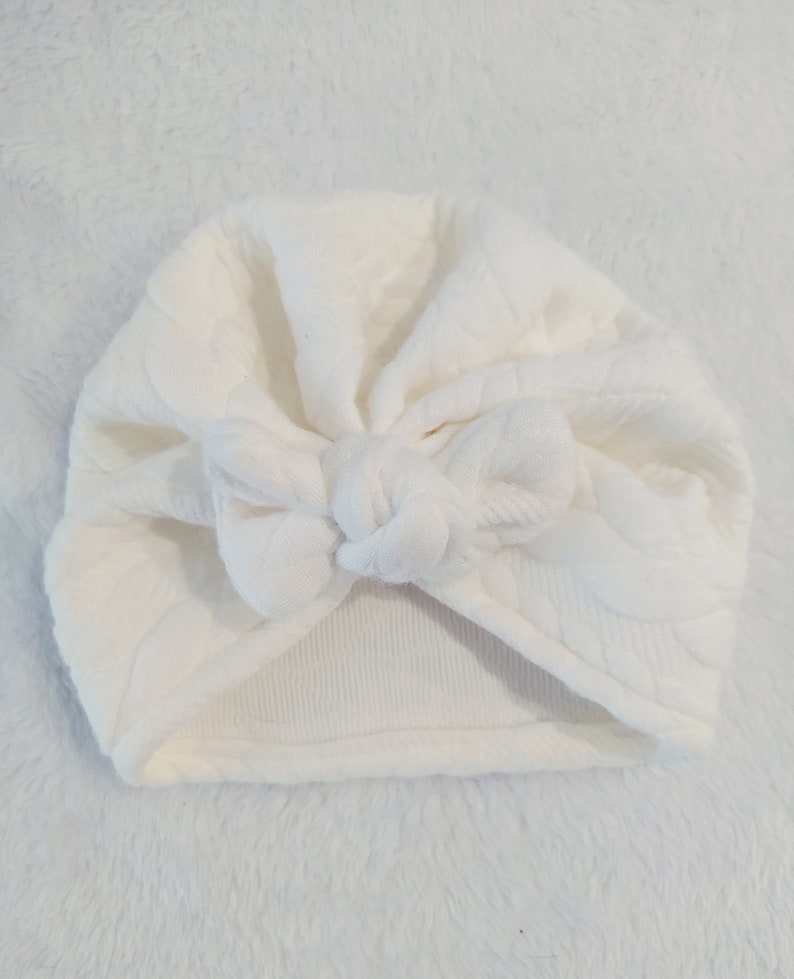 Turban chaud bébé fille, fait main Ecru