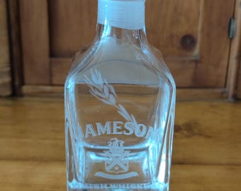 Jameson Irish Whiskey 22kt Goldleaf Glue Chipped Glass Pub