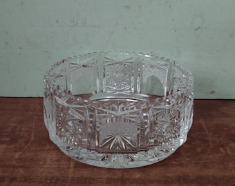 Bohemia Crystal Bowl Arch De Triumph with Edged Depth Crystal Stars