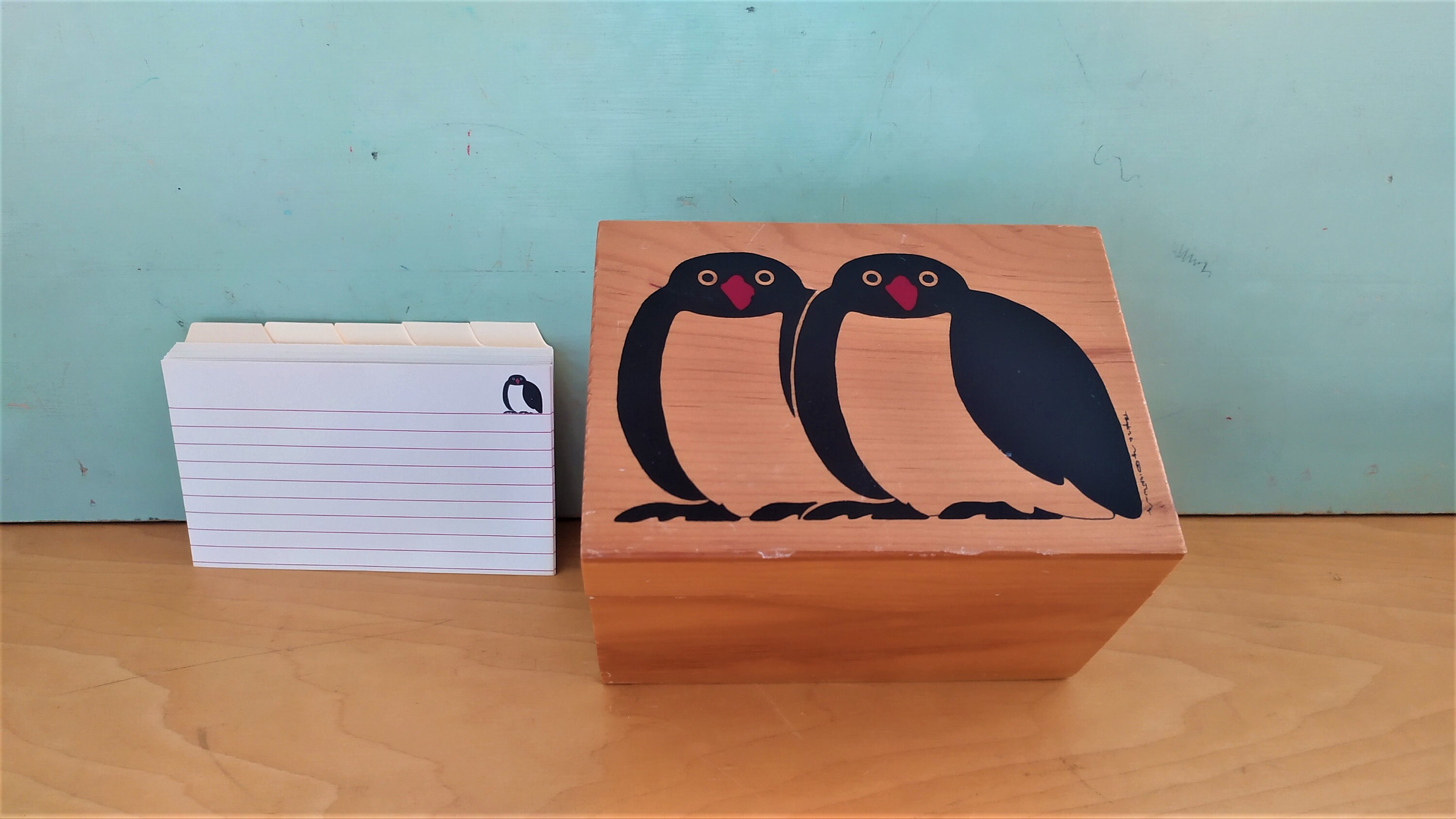 Taylor & NG Penguin Index Card Box Cards and Tabs Win Ng of San Francisco