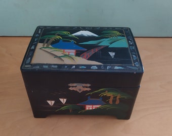 Japanese Ucago Black Lacquer Abalone Shell Black Lacquer Music Box Mount Fuji  Sailing