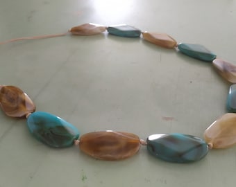Collier Vintage Long 60cm - Fausses Perles Blanches, Turquoise Et Irisées Facettées