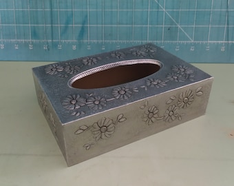 Vintage Embossed Foil Etched Tin Art Covered Tissue Box Cover Tin Daisies