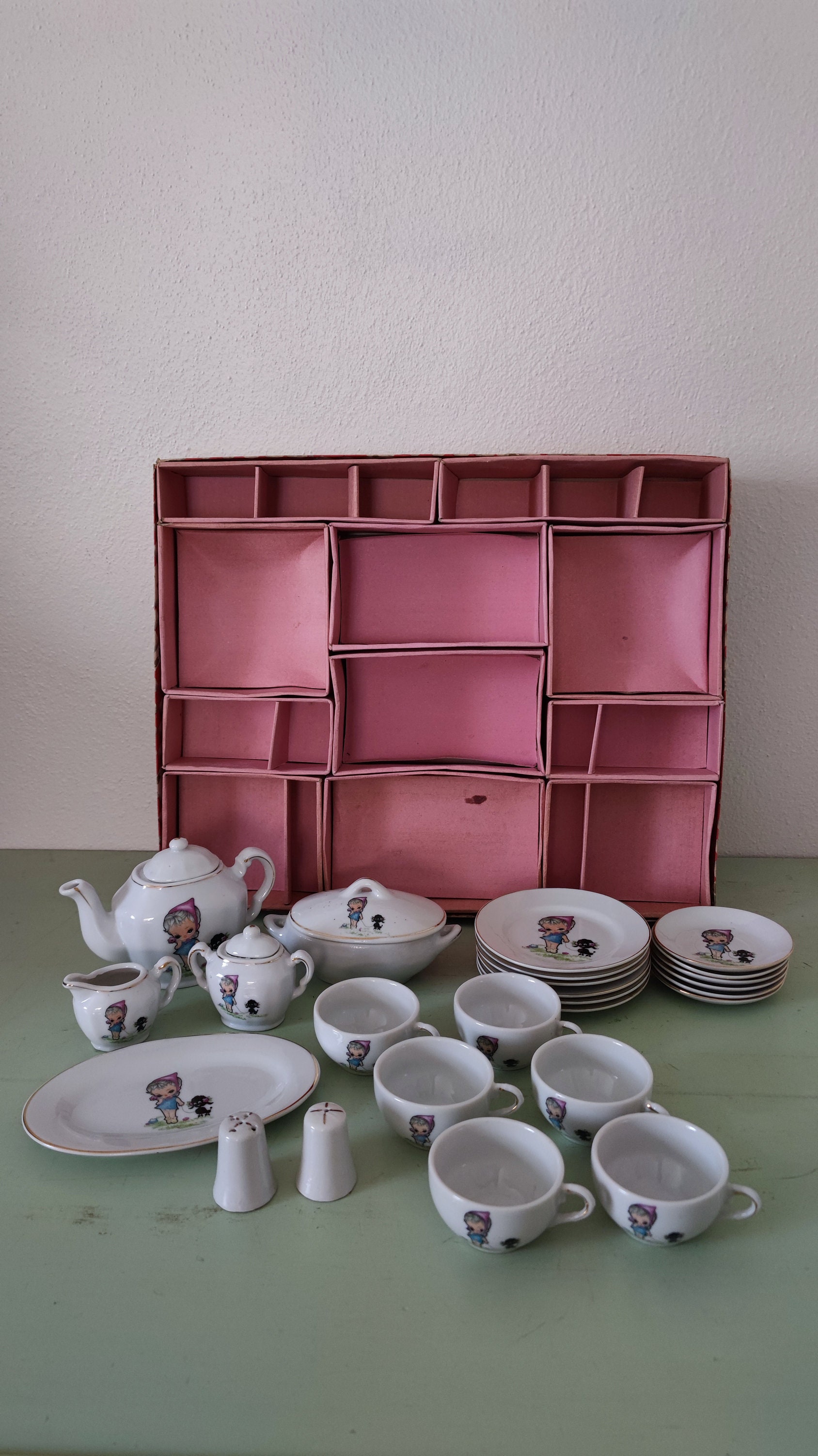 Vintage FAO Swarts Toy Tea Set Japan 28 Piece Complete Set