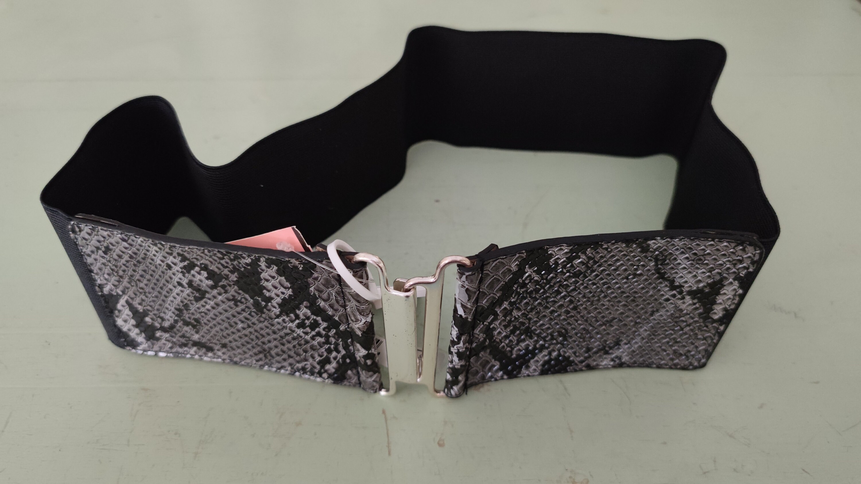 Jessica Simpson Snake Print Stretch Waist Belt L/XL Jessica Simpson Black Faux Snake Bodystretch Body Belt L/XL  main image 4